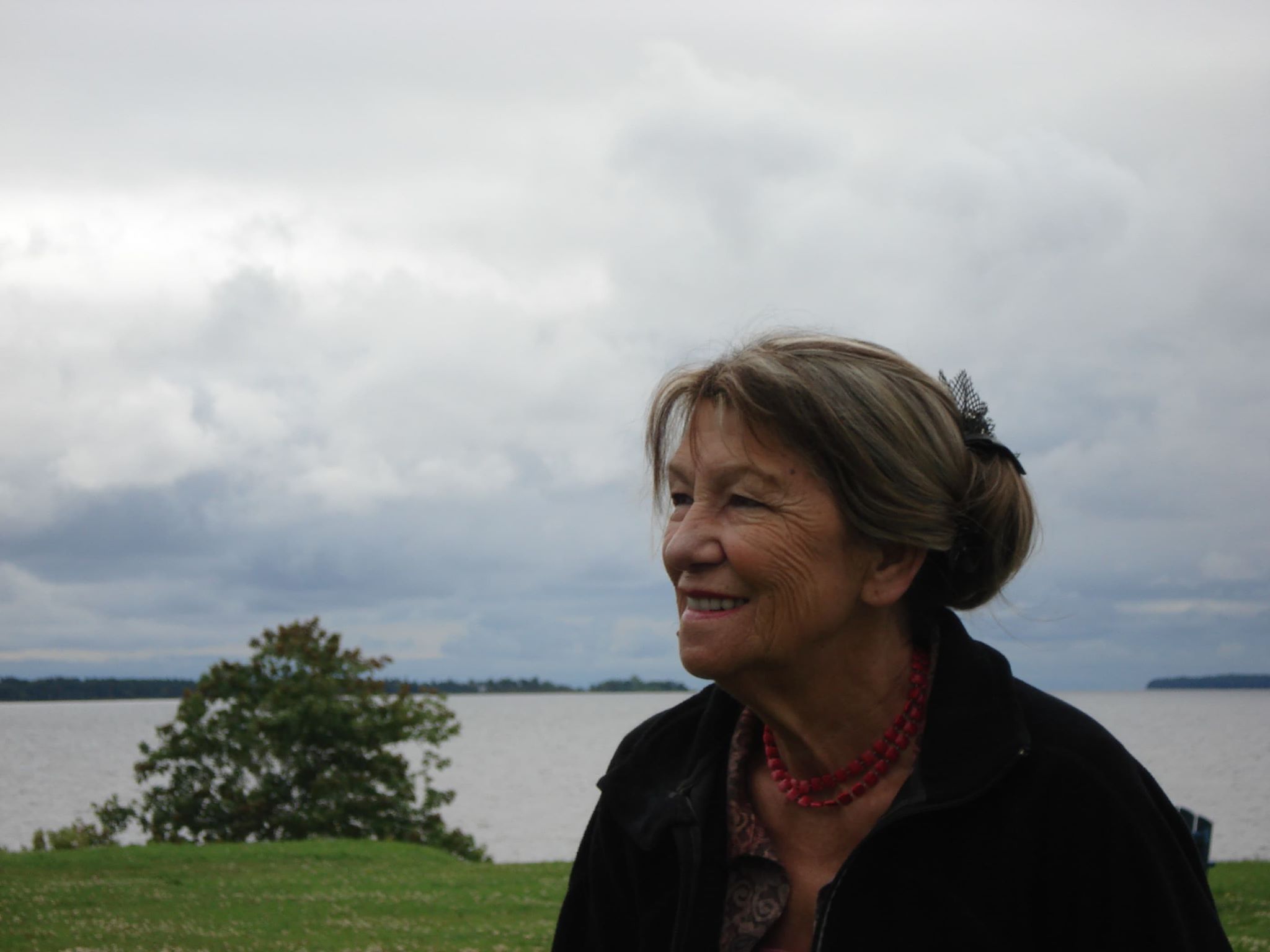Larouche (Picotte) Monique